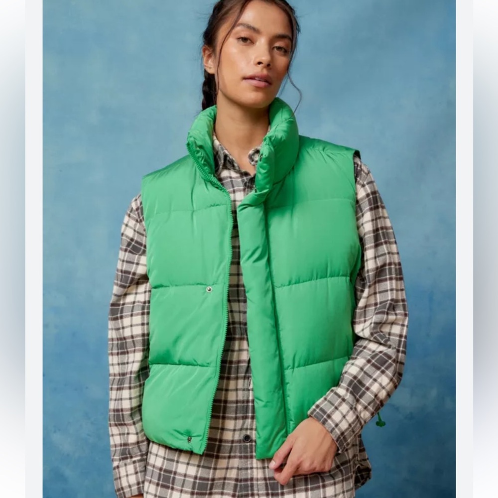 BDG green quilted puffer vest